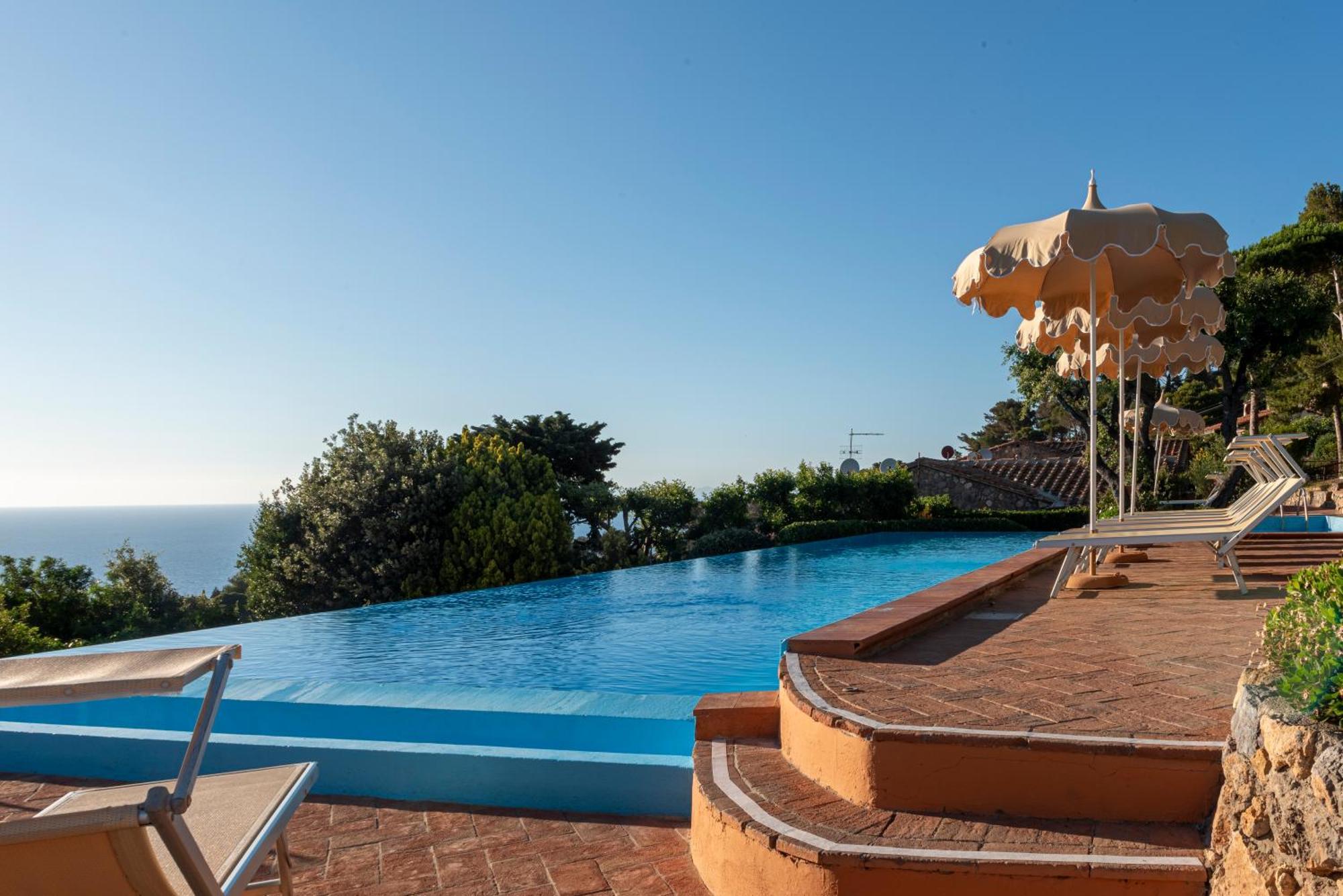 Boutique Hotel Torre Di Cala Piccola Porto Santo Stefano  Exterior foto
