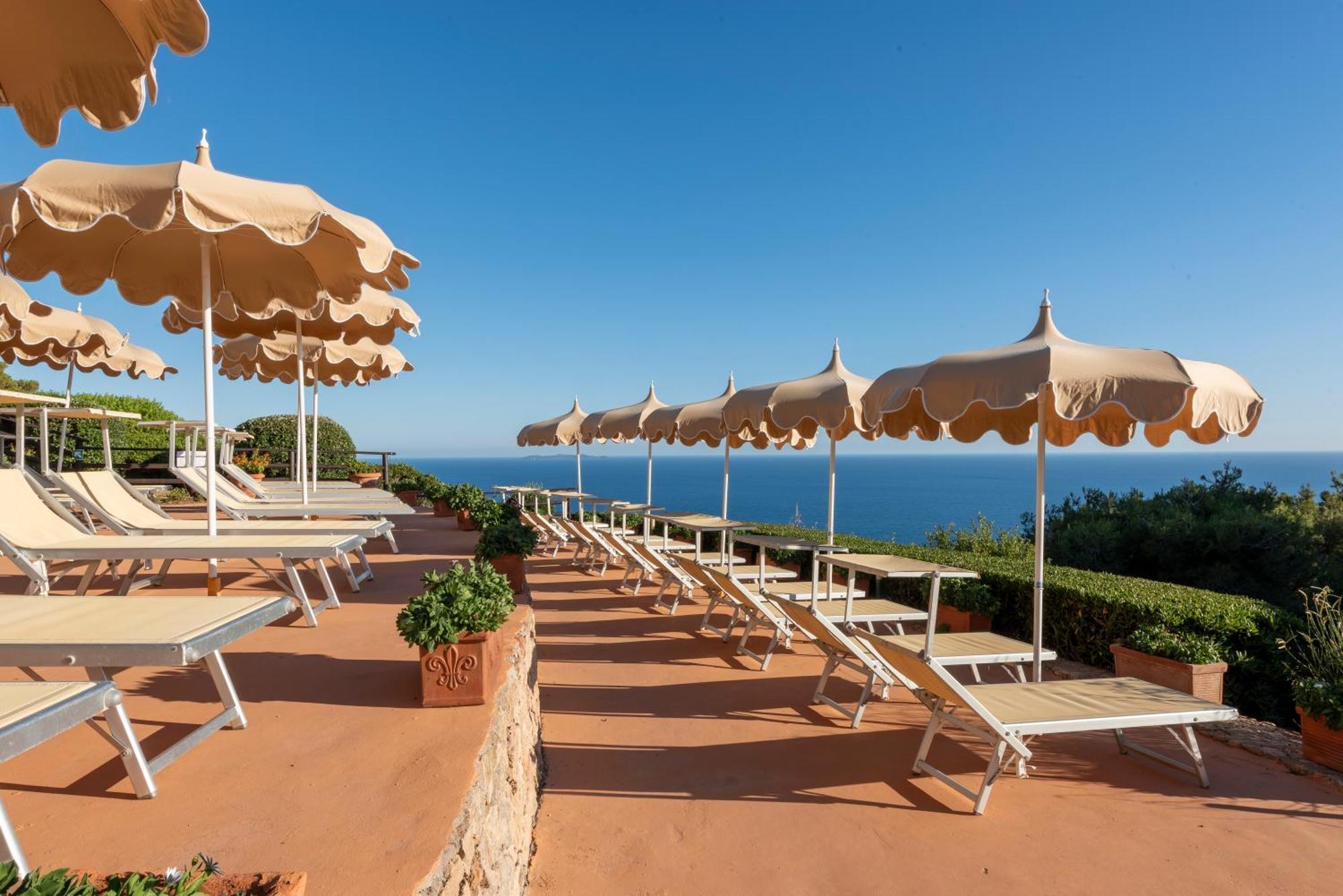Boutique Hotel Torre Di Cala Piccola Porto Santo Stefano  Exterior foto