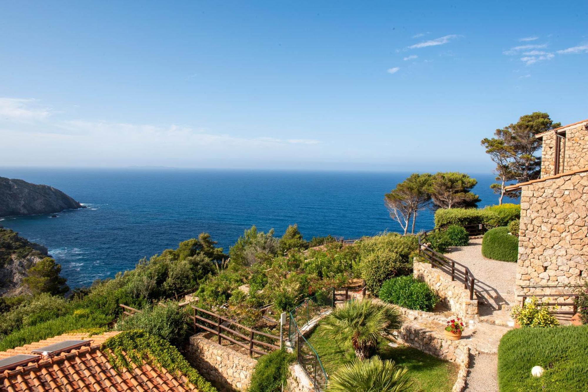 Boutique Hotel Torre Di Cala Piccola Porto Santo Stefano  Exterior foto